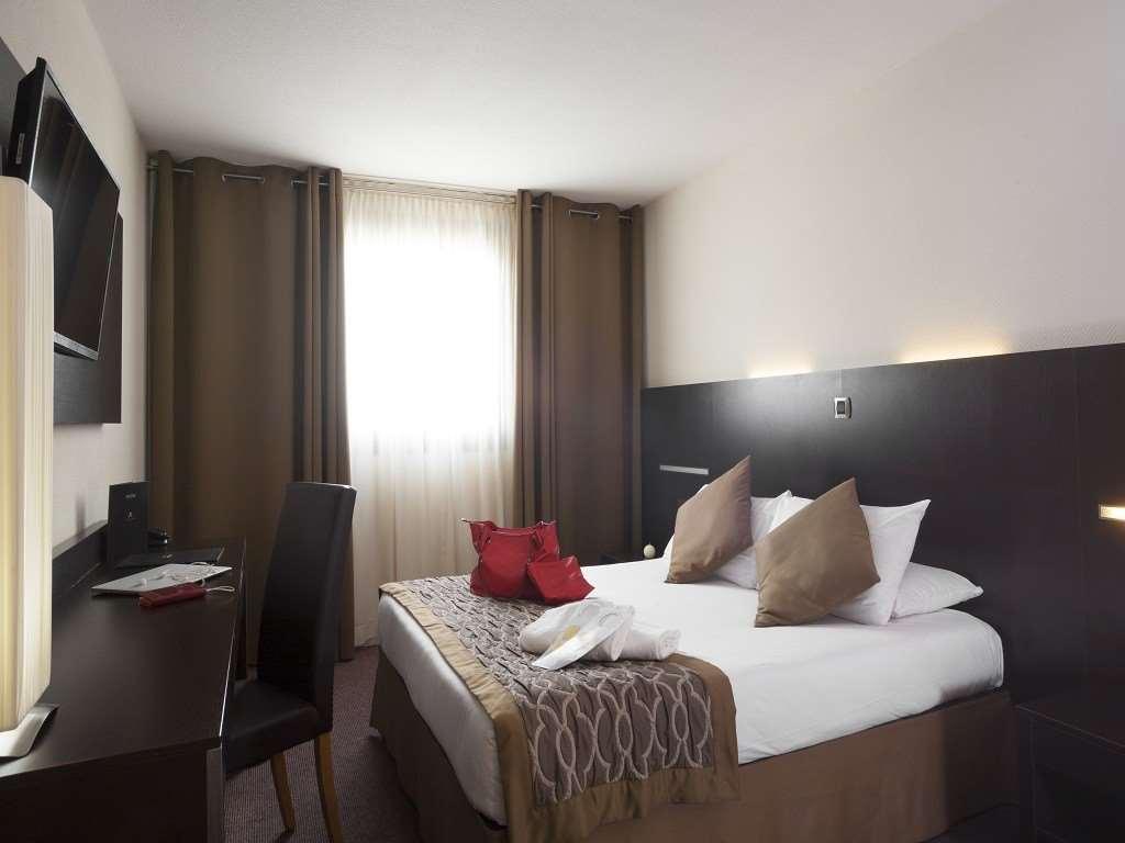Residence Ifec Ivry-sur-Seine Rom bilde